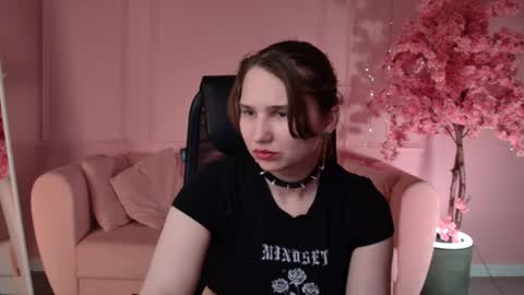 Snapshot of tessamill chatting on 05-22-26, 05:36 Tessa online show from 05-22-26, 05:36
