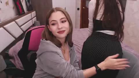 Tessa online show from 09-21-25, 11:56