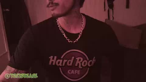 Snapshot of testotease chatting on 09-21-25, 03:52 Milo online show from 09-21-25, 03:52