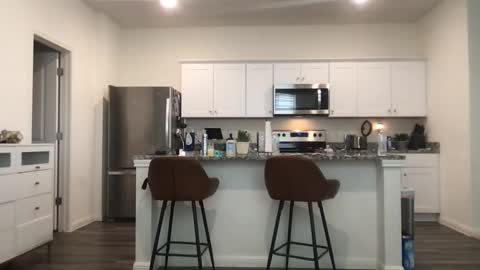 Snapshot of texas_blonde chatting on 11-09-25, 04:27 Daphne Summers online show from 11-09-25, 04:27