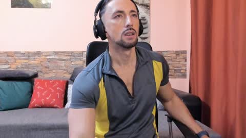 TexasHUNK online show from 01-15-25, 09:24