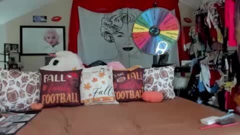 peachy online show from 09-08-25, 06:29