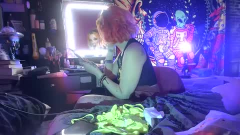 TEXASGIRLLLL online show from 09-10-25, 02:06