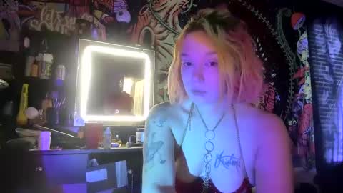 TEXASGIRLLLL online show from 09-11-25, 03:45
