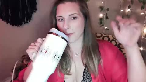 Snapshot of texasprincessk chatting on 10-27-25, 12:36 texasprincessk online show from 10-27-25, 12:36
