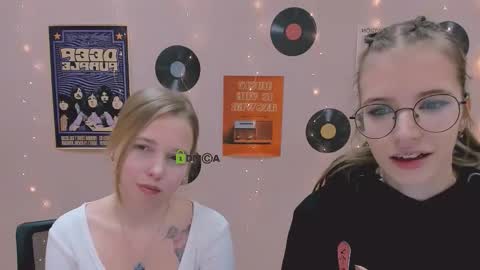 Snapshot of teya_starling chatting on 12-03-25, 10:35 teya_starling online show from 12-03-25, 10:35