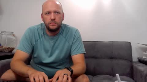 Snapshot of teyiamarie chatting on 09-10-25, 07:30 ThicThighsBlueEyes online show from 09-10-25, 07:30