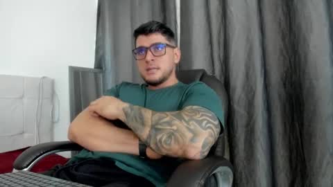 Snapshot of teylor_creed chatting on 11-10-25, 07:35 teylor creed online show from 11-10-25, 07:35