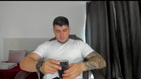 Snapshot of teylor_creed chatting on 11-17-25, 07:19 teylor creed online show from 11-17-25, 07:19