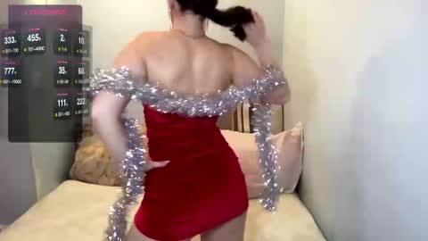 Snapshot of teylor_l chatting on 12-21-24, 03:20 Teylor online show from 12-21-24, 03:20