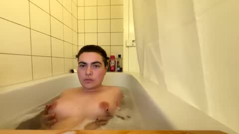 Fynn online show from 12-10-24, 06:49