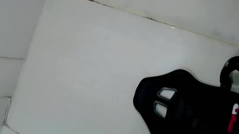 Luna online show from 02-10-25, 03:46