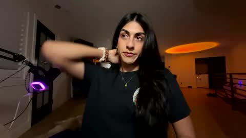 babygirlmami online show from 03-19-26, 03:21