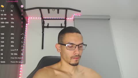 Snapshot of th_russ chatting on 01-03-25, 11:33 INSTAGRAM Th1rss online show from 01-03-25, 11:33