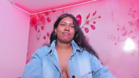 Andreina online show from 02-18-25, 04:37