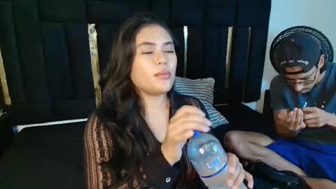 T H A I S  online show from 02-11-26, 09:20