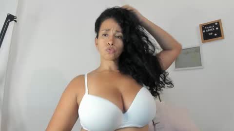 Thalia Gomex online show from 09-18-25, 08:44