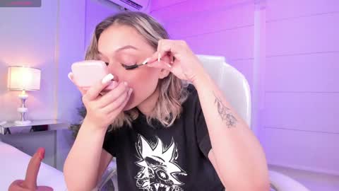 Thalia21 online show from 02-02-25, 04:48