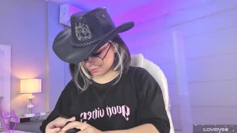 Thalia21 online show from 09-13-25, 11:15