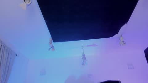 Snapshot of thaliabrooks_ chatting on 05-28-26, 06:00 Thalia online show from 05-28-26, 06:00