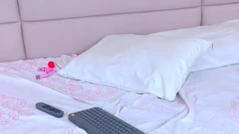 thalianarosse online show from 03-29-26, 03:56