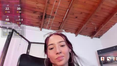 Snapshot of thaliawood4 chatting on 05-18-26, 08:25 thaliawood4 online show from 05-18-26, 08:25