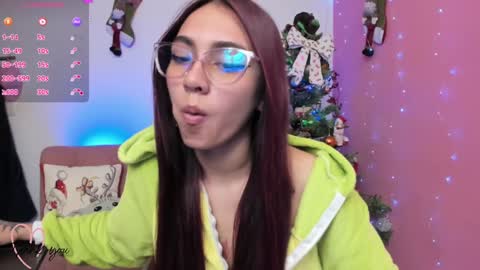 thamara_cooper_ online show from 12-20-24, 09:11