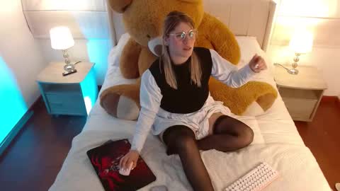   online show from 12-24-24, 12:22