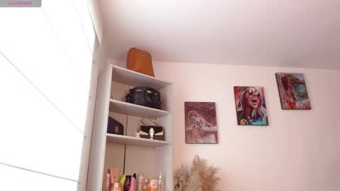   online show from 02-04-25, 03:15