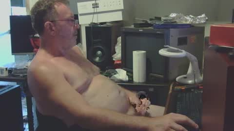 thang5545 online show from 02-10-25, 03:57