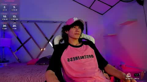 Snapshot of thanier_18 chatting on 03-12-26, 07:42 thanier_18 online show from 03-12-26, 07:42