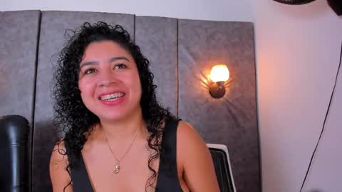 Snapshot of thara_webstter chatting on 05-04-26, 11:39 thara webstter online show from 05-04-26, 11:39