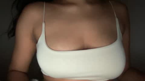 Melanie online show from 10-01-25, 04:07