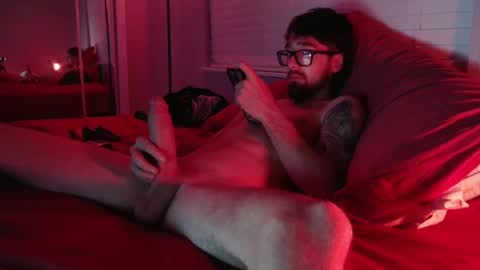 Snapshot of thatguyfromx chatting on 12-22-24, 07:00 That guy follow on X online show from 12-22-24, 07:00