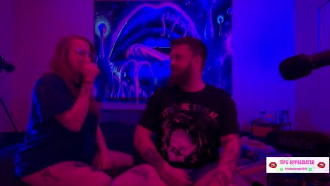 Snapshot of thatonecouple912 chatting on 12-16-25, 01:21 ThatOneCouple online show from 12-16-25, 01:21