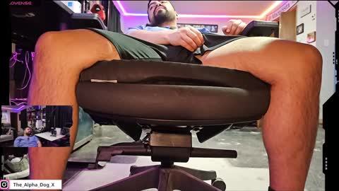 the_alpha_dog_xxx online show from 01-23-25, 12:25