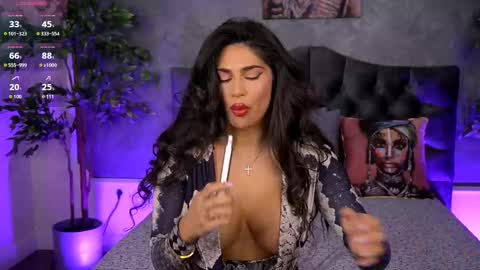 Snapshot of the_arabian_princess chatting on 02-10-25, 04:19 Aisha online show from 02-10-25, 04:19