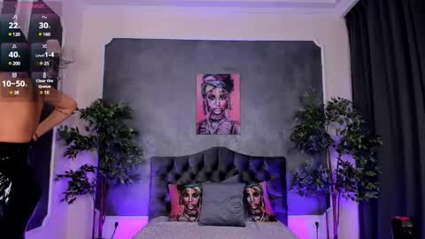 Snapshot of the_arabian_princess chatting on 03-09-25, 04:38 Aisha online show from 03-09-25, 04:38