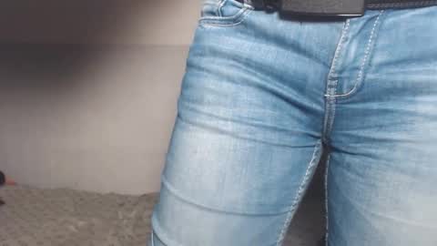 Eva online show from 12-28-24, 12:04