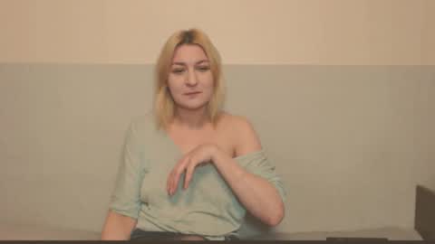 Eva online show from 09-29-25, 10:25