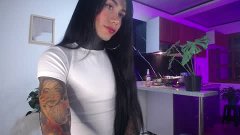 Snapshot of the_best_fox chatting on 12-25-24, 01:42 the girl of your dreams online show from 12-25-24, 01:42