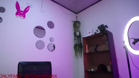 Snapshot of the_best_fox chatting on 03-02-25, 07:23 the girl of your dreams online show from 03-02-25, 07:23