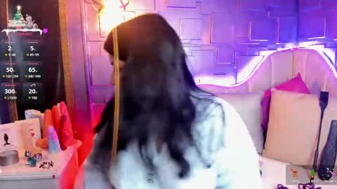 Snapshot of the_cat_girl_ chatting on 12-18-24, 01:56 i am Cat  online show from 12-18-24, 01:56