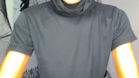 Snapshot of the_crack71 chatting on 10-06-25, 12:57 Sean OPry online show from 10-06-25, 12:57