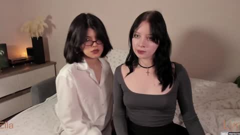 Snapshot of the_cure___ chatting on 12-08-24, 08:58 EllaLyn online show from 12-08-24, 08:58