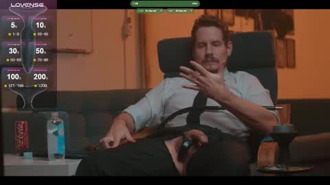 Snapshot of the_dilf chatting on 12-03-25, 03:21 The DILF - online show from 12-03-25, 03:21