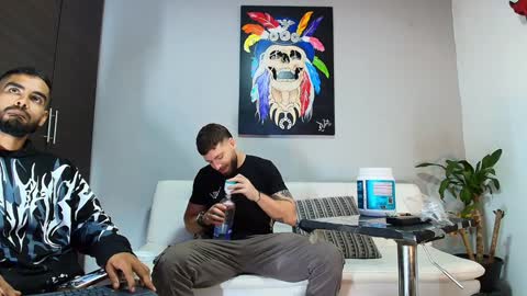 SCOTT  THEO  KAMERON  GENDERSON online show from 12-04-24, 01:14