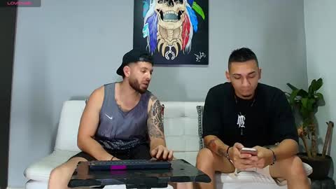 SCOTT  THEO  KAMERON  GENDERSON online show from 12-05-24, 09:06