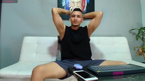 SCOTT  THEO  KAMERON  GENDERSON online show from 12-14-24, 03:51