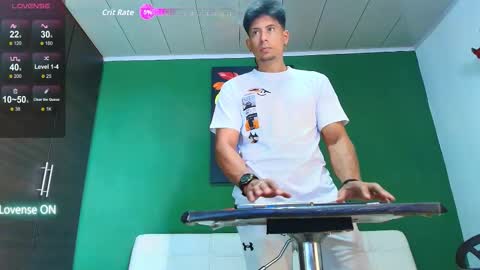 SCOTT  THEO  KAMERON  GENDERSON online show from 10-01-25, 06:36